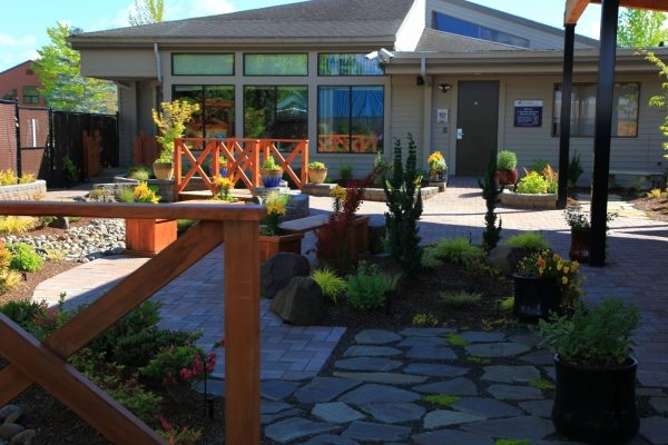 Image of the garden space at CHHH Home Hospice Care Center